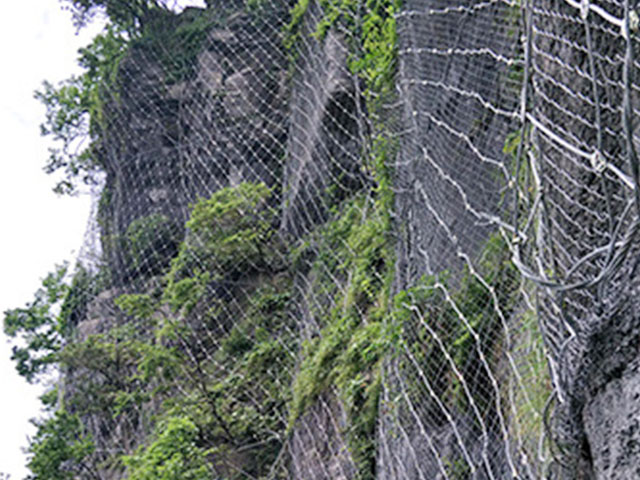 开远护栏网厂家-锌钢护栏网-边坡防护网