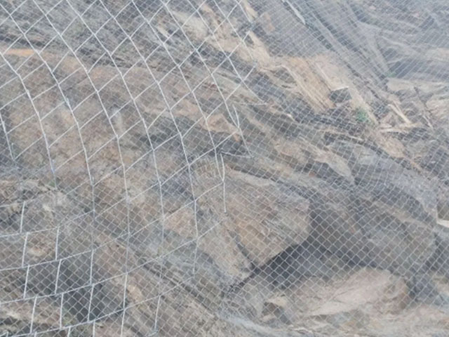 普洱护栏网厂家_锌钢护栏网_边坡防护网